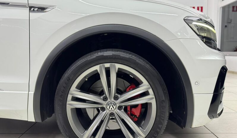 
								Volkswagen Tiguan R-Line 350 Tsi / 2018 cheio									