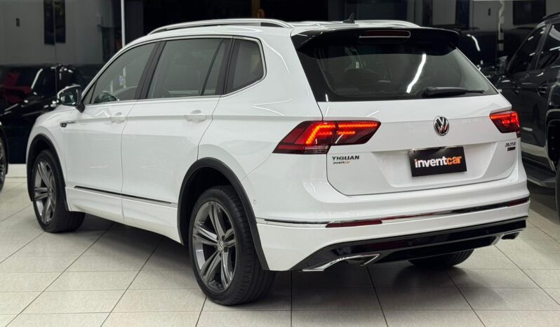 
								Volkswagen Tiguan R-Line 350 Tsi / 2018 cheio									