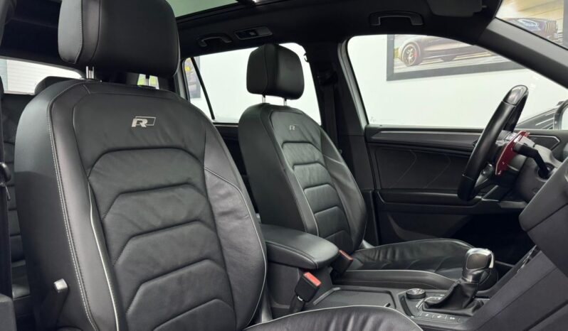 
								Volkswagen Tiguan R-Line 350 Tsi / 2018 cheio									