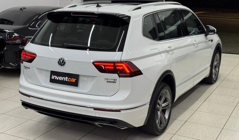 
								Volkswagen Tiguan R-Line 350 Tsi / 2018 cheio									