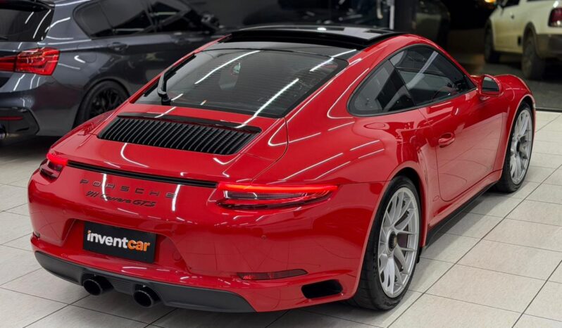 
								Porsche 911 Carrera GTS 991.2 / 2018 cheio									