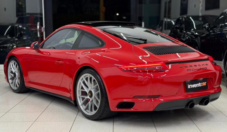 
								Porsche 911 Carrera GTS 991.2 / 2018 cheio									