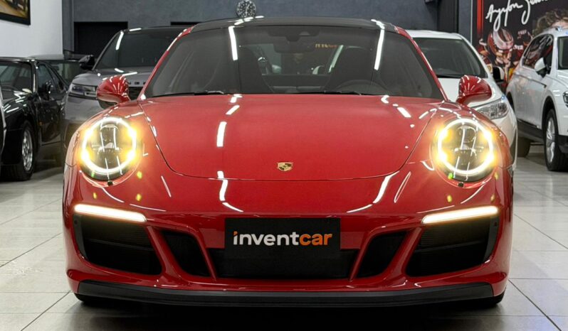 
								Porsche 911 Carrera GTS 991.2 / 2018 cheio									