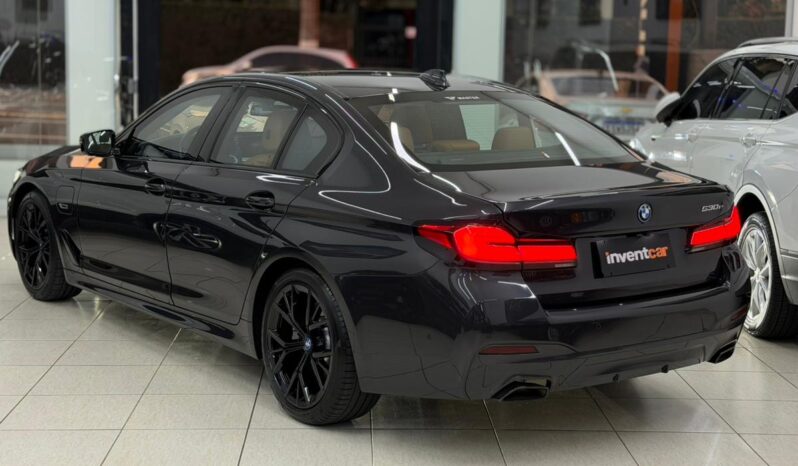 
								BMW 530e M Sport Blindada / 2023 cheio									