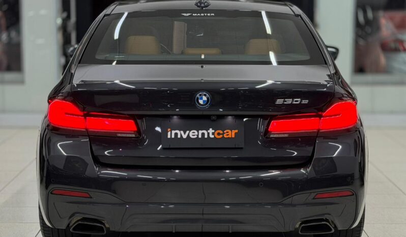 
								BMW 530e M Sport Blindada / 2023 cheio									