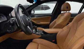 
										BMW 530e M Sport Blindada / 2023 cheio									