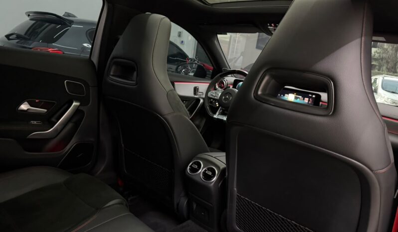 
								Mercedes-Benz A-45 S AMG / 2022 cheio									