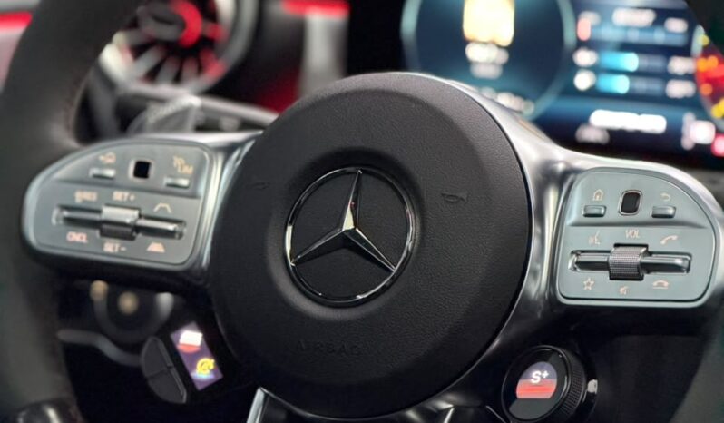 
								Mercedes-Benz A-45 S AMG / 2022 cheio									