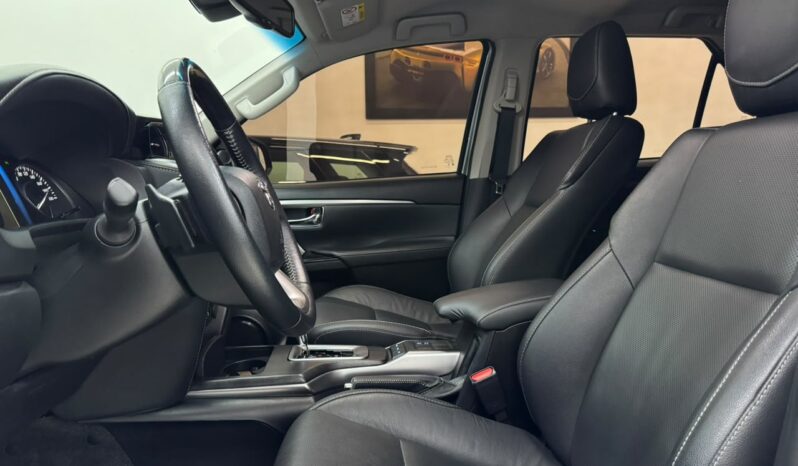
								Toyota SW4 SRX / 2021 cheio									