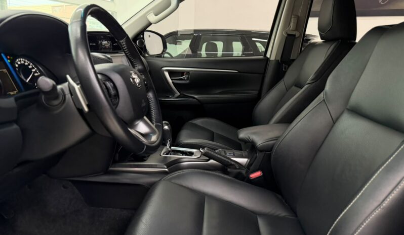 
								Toyota Sw4 SRX / 2021 cheio									