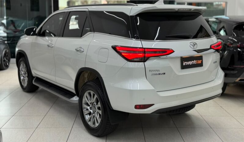 
								Toyota Sw4 SRX / 2021 cheio									