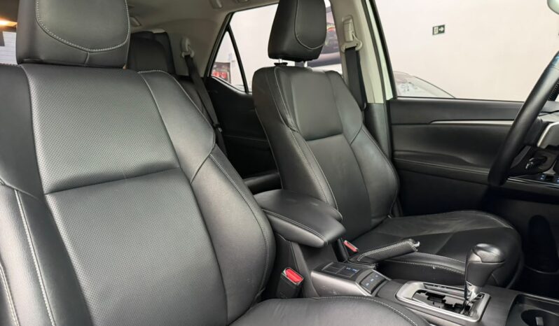 
								Toyota Sw4 SRX / 2021 cheio									