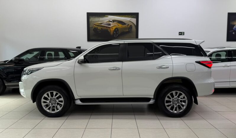 
								Toyota Sw4 SRX / 2021 cheio									