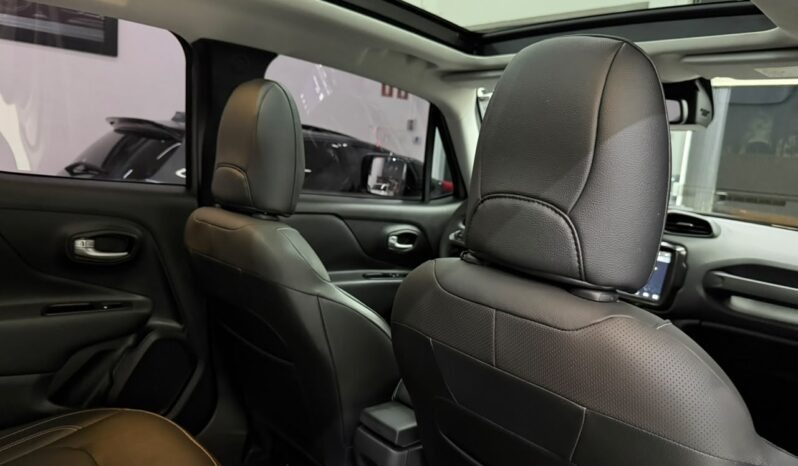 
								Jeep Renegade Sahara T270 / 2025 cheio									