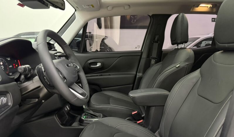
								Jeep Renegade Sahara T270 / 2025 cheio									