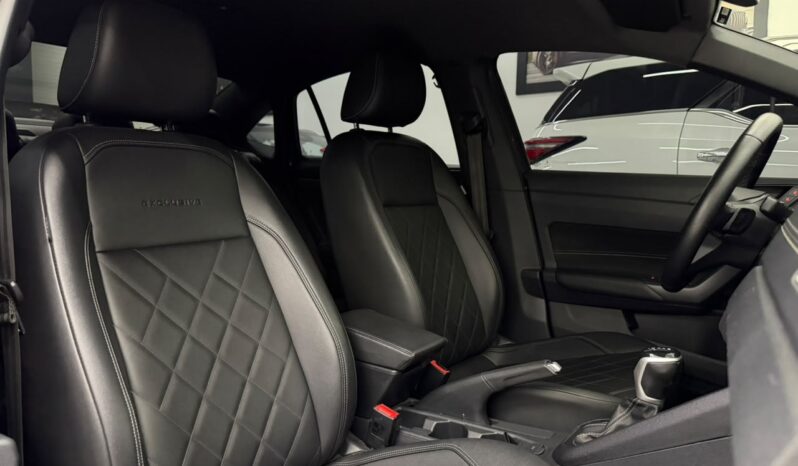 
								Volkswagen Virtus Exclusive / 2024 cheio									