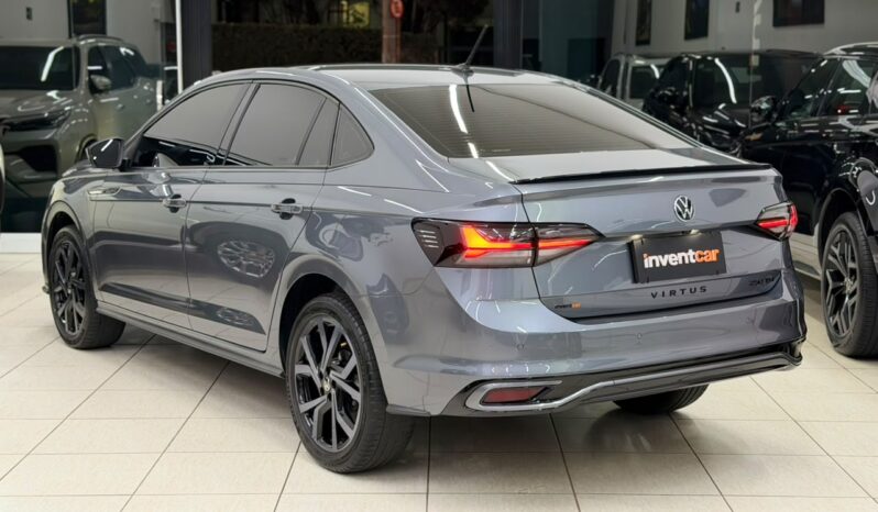 
								Volkswagen Virtus Exclusive / 2024 cheio									