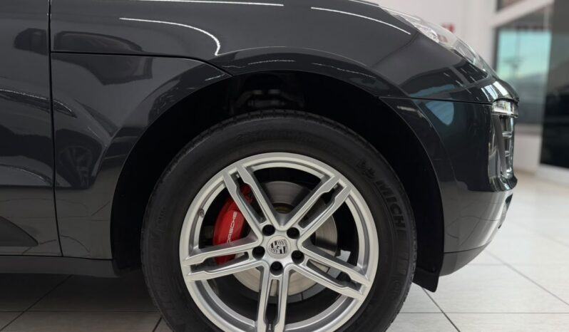 
								Porsche Macan / 2018 cheio									