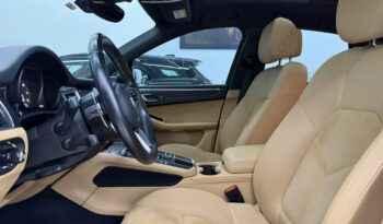
										Porsche Macan / 2018 cheio									