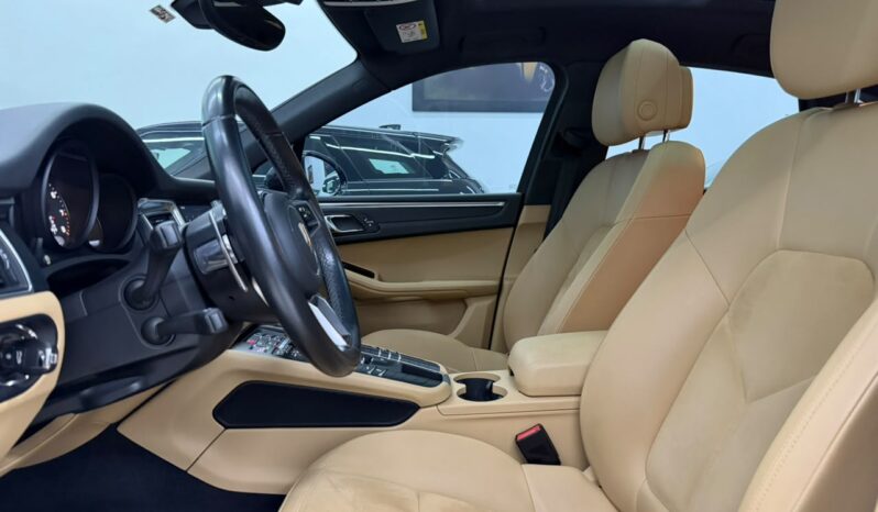 
								Porsche Macan / 2018 cheio									