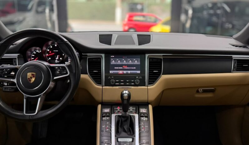 
								Porsche Macan / 2018 cheio									