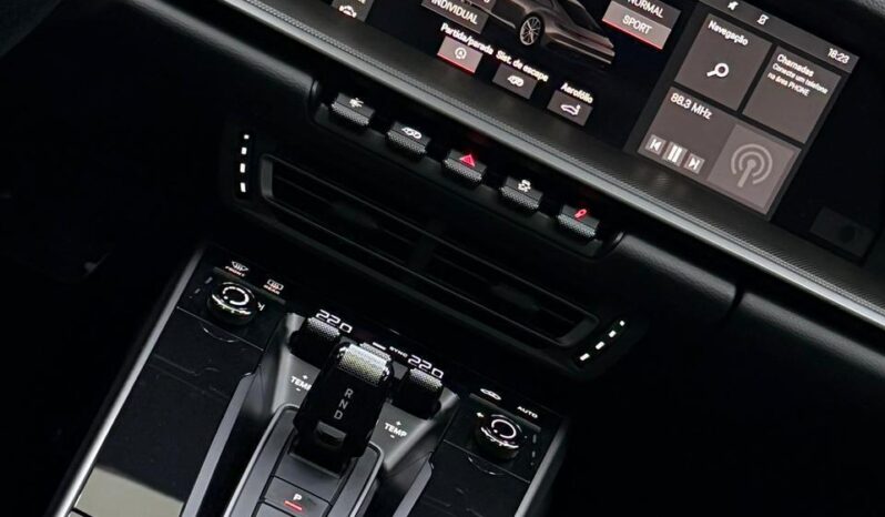 
								Porsche 911 Carrera/2020 cheio									