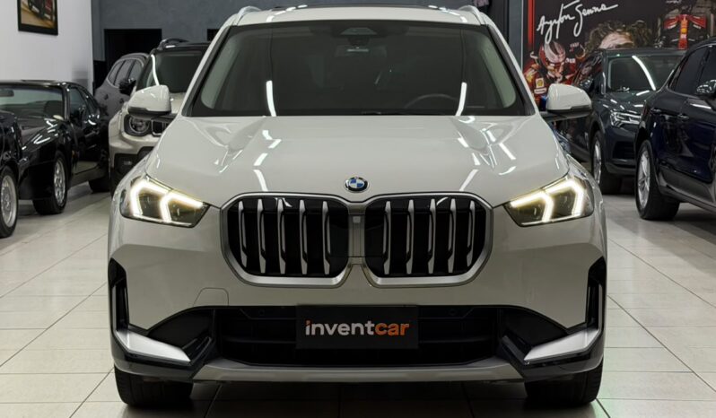 
								BMW X1 S Drive 20i X-line / 2026 cheio									