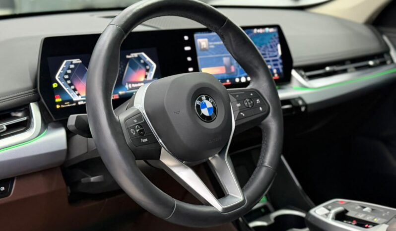 
								BMW X1 S Drive 20i X-line / 2026 cheio									