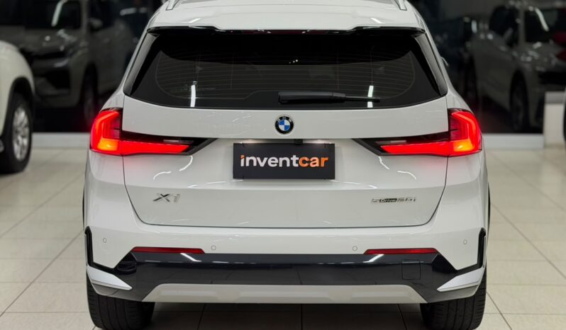 
								BMW X1 S Drive 20i X-line / 2026 cheio									