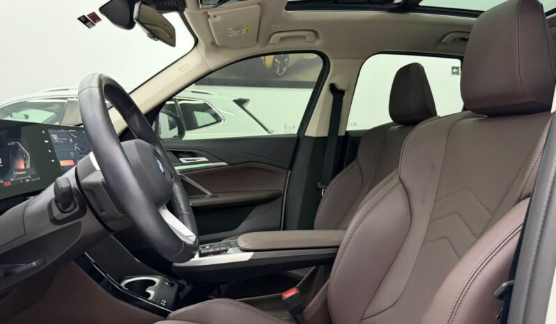 
								BMW X1 S Drive 20i X-line / 2026 cheio									