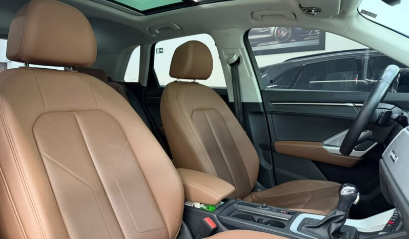 
								Audi Q3 Performance 2.0 Sportback Quattro / 2023 cheio									