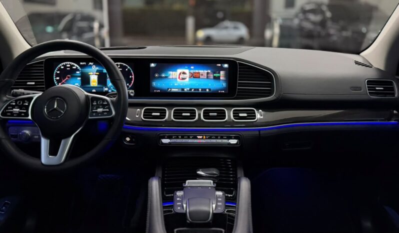 
								Mercedes-Benz GLE400d / 2022 cheio									