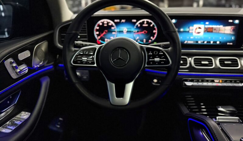
								Mercedes-Benz GLE400d / 2022 cheio									