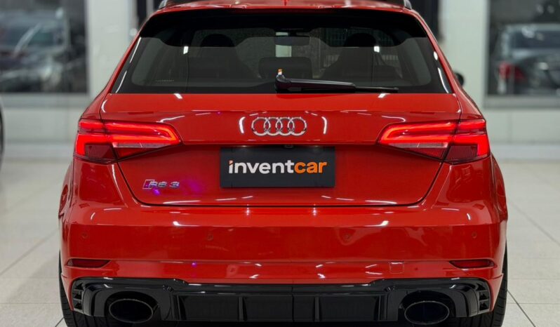 
								Audi RS3 Sportback / 2018 cheio									