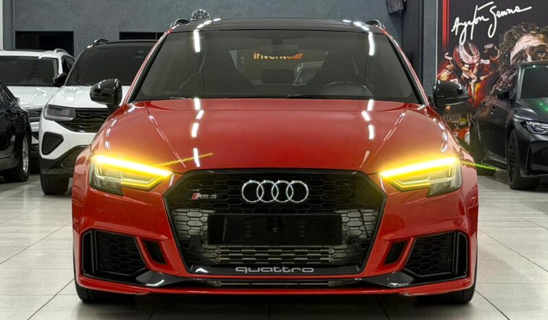 
								Audi RS3 Sportback / 2018 cheio									