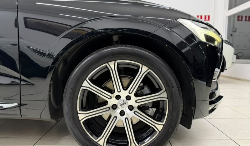 
								Volvo XC60 T5 Inscription AWD / 2019 cheio									