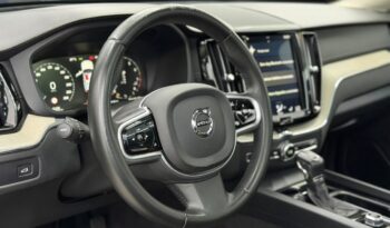 
										Volvo XC60 T5 Inscription AWD / 2019 cheio									